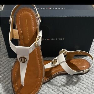 Tommy Hilfiger Women's White and Tan Sandals
